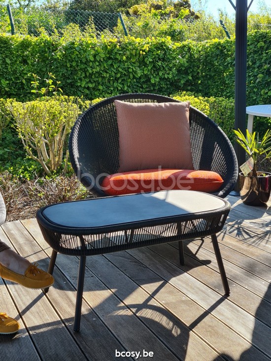 Vincent Sheppard Loop tuinsalontafels bijzettafels koffietafels voor buiten terras Zwart Aluminium frame Zwart Wicker Polyeth