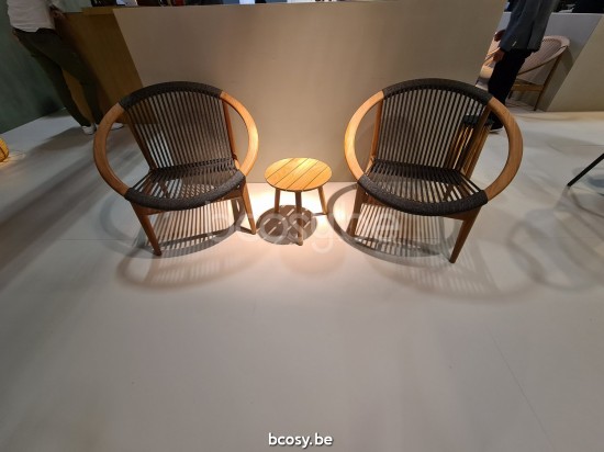 Vincent Sheppard Anton Runder Garten Beistelltisch Dia 40 Rahmen aus Unbehandelt Teakholz Tischplatte Unbehandelt Teakholz.