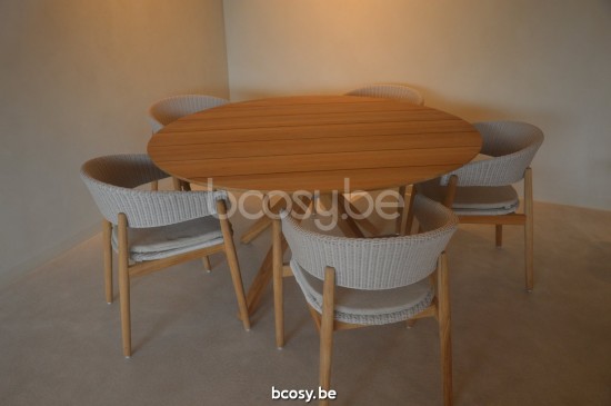 Vincent Sheppard Bernard Tisch Noa Runder Garten-Esstisch Dia 150 Rahmen aus Unbehandelt Teakholz.