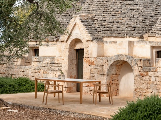 Vincent Sheppard Volta Gartentisch 240x100 Rahmen aus Unbehandelt Teakholz Tischplatte Masai Blanco Keramik.