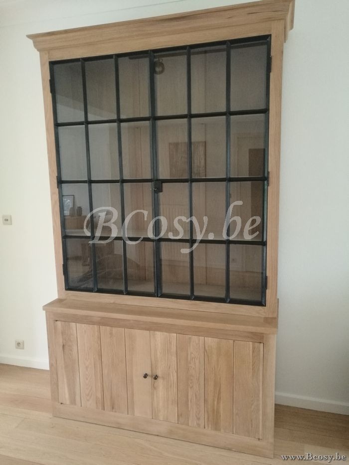 Kliniek Schiereiland reservoir PR Interiors Landelijke Alice 150 eik eiken buffetkast vitrine kast  vitrinekast in weathered oak-eik met zwarte stalen deuren zwart smeedijzer  gesmeed staal 150 CRW/204/01 - Hoge kasten - BCosy.be Lifestyle Webshop  Boutique